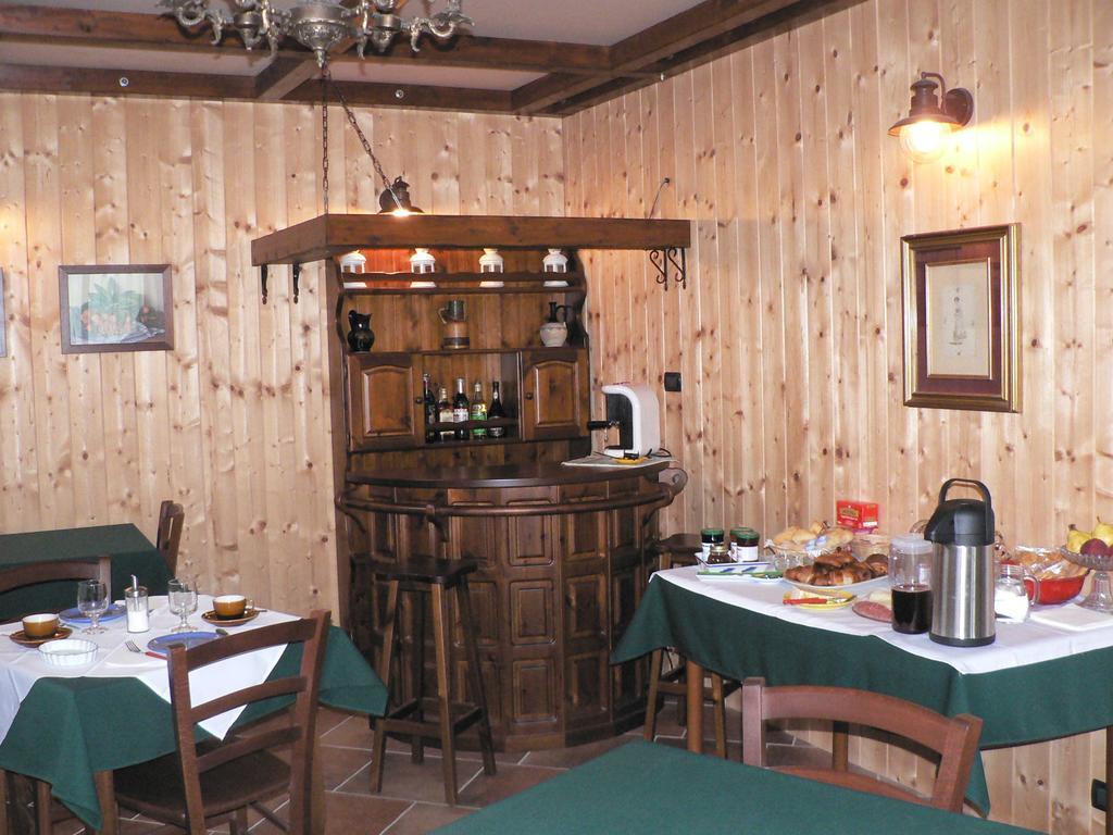 La Via Del Sole Bed & Breakfast Susa Dış mekan fotoğraf