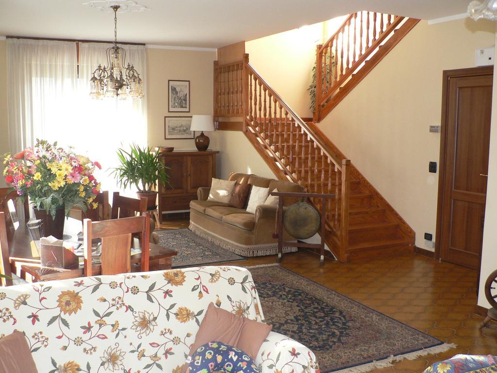La Via Del Sole Bed & Breakfast Susa Dış mekan fotoğraf