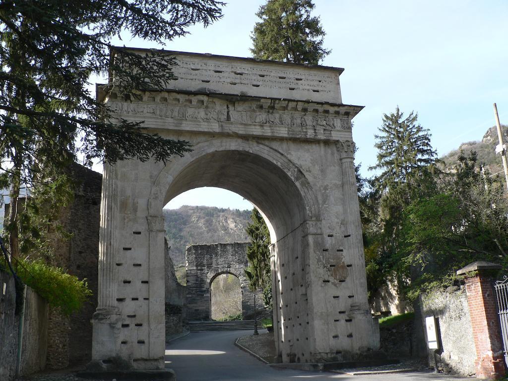 La Via Del Sole Bed & Breakfast Susa Dış mekan fotoğraf